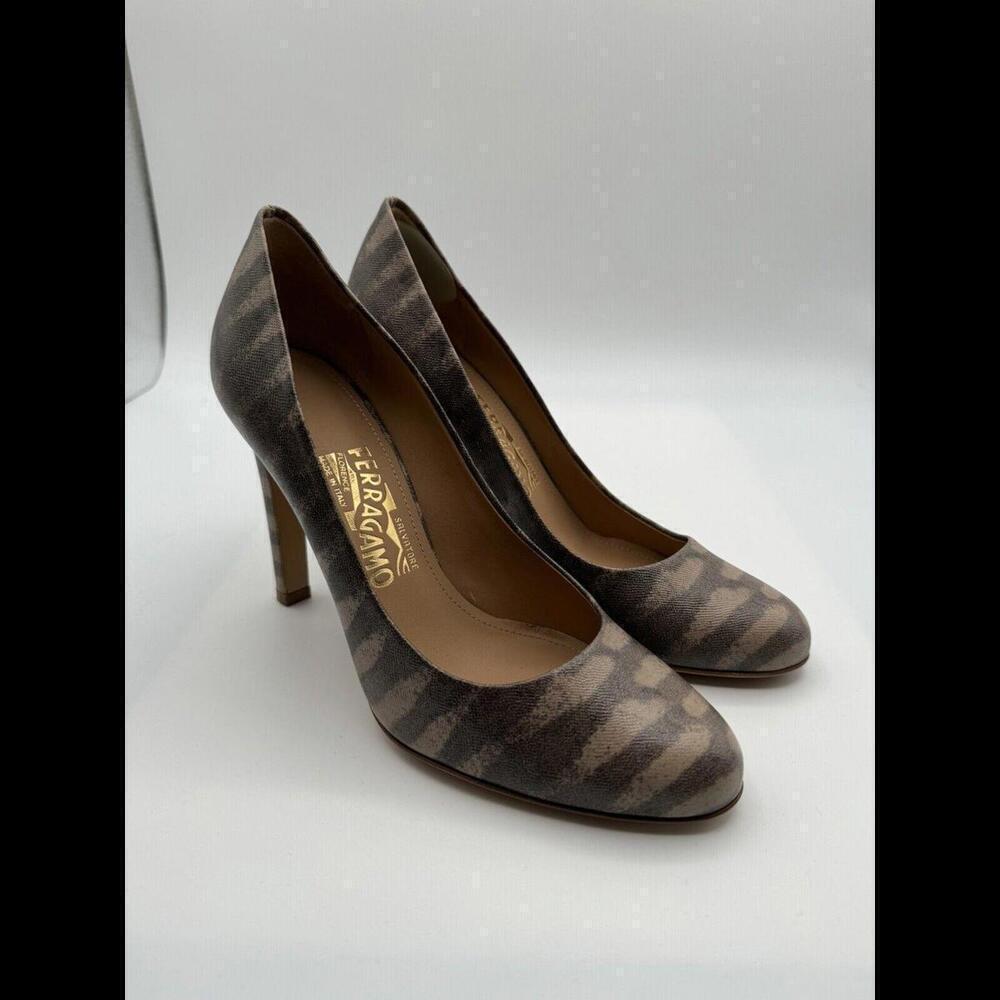 Salvatore Ferragamo Animal Print Brown Pumps Heels Size 8 US
